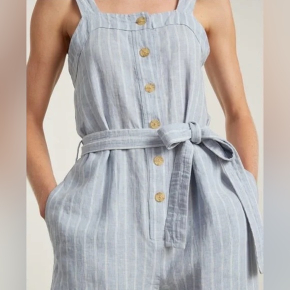 Everlane The Linen Jumpsuit in Blue & White Pinstripes - Picture 2 of 5